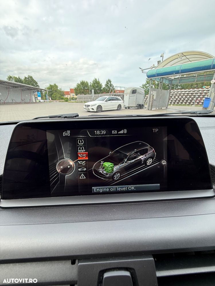 BMW Seria 1 120d Aut. - 10