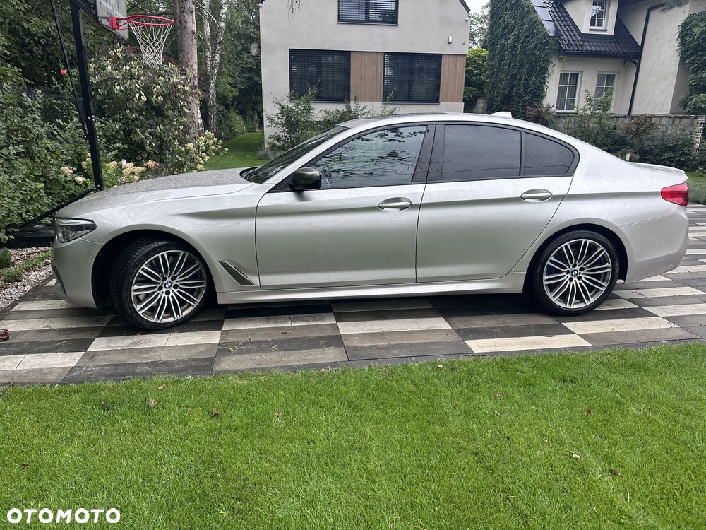BMW Seria 5 M550d xDrive - 9