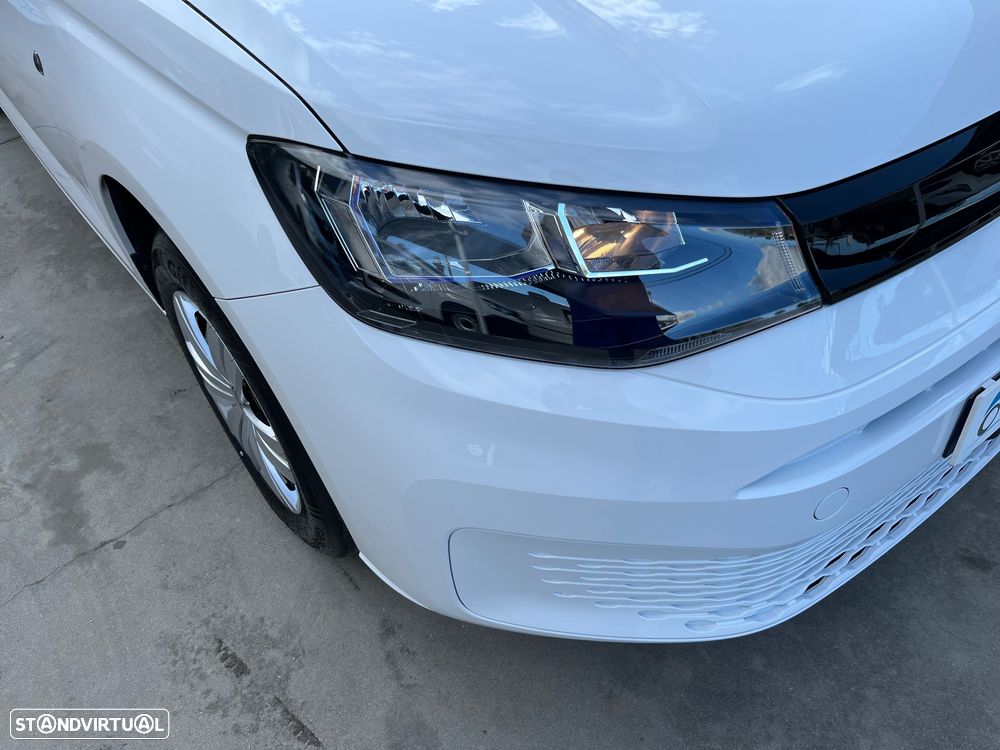 VW Caddy Maxi Cargo 2.0TDi 102 Cv Business - 16
