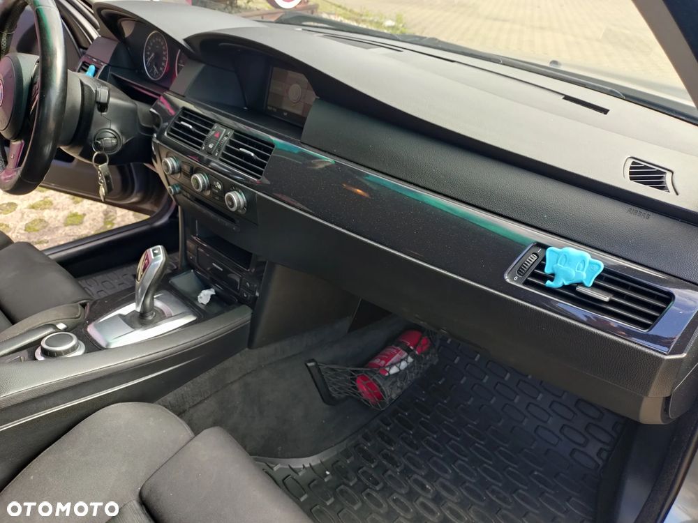BMW Seria 5 - 28