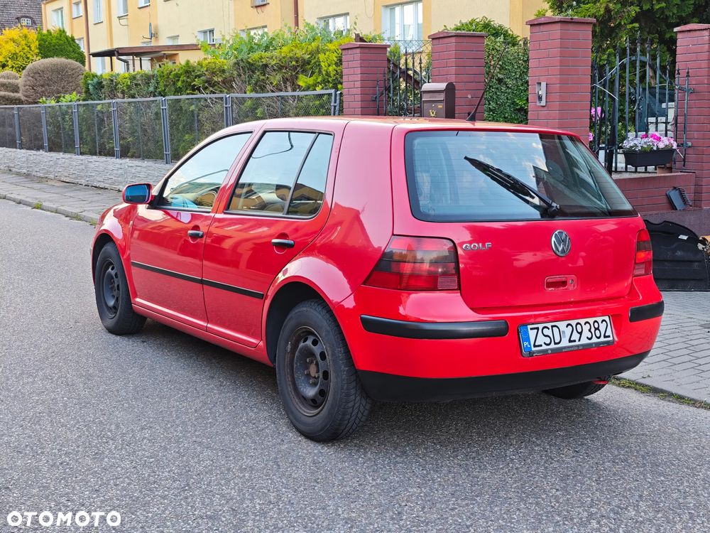Volkswagen Golf 1.4 Comfortline - 6