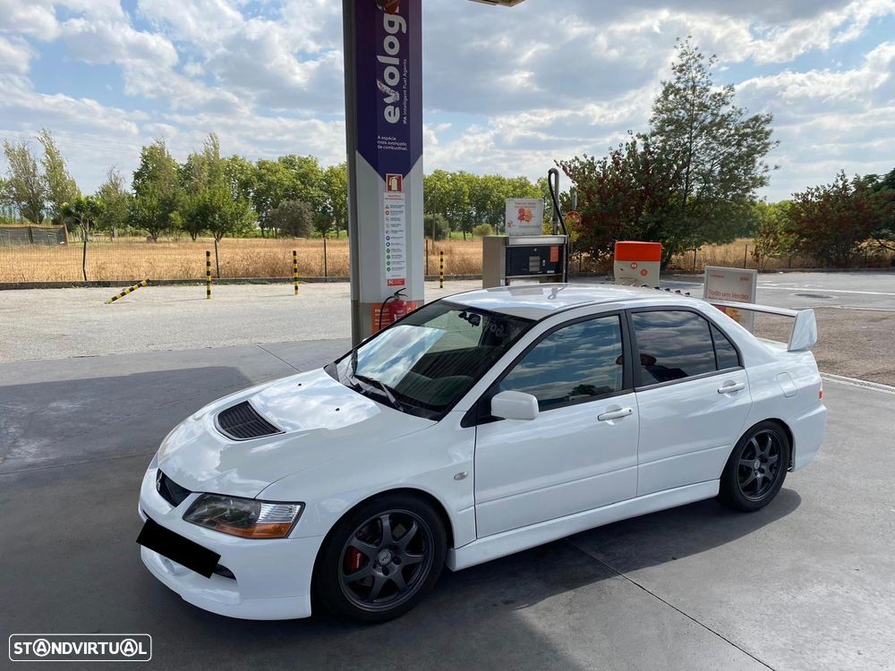 Mitsubishi Lancer Evolution IX - 1