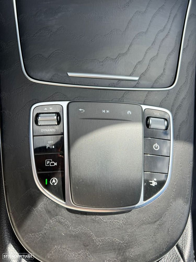 Mercedes-Benz E 220 d - 37