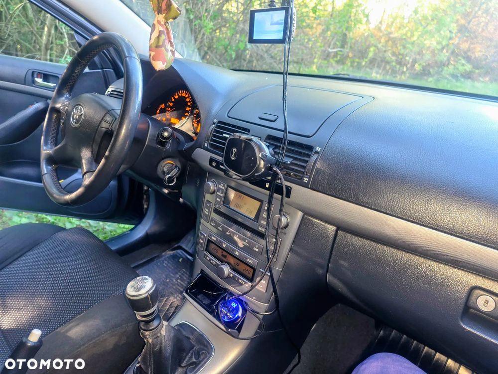 Toyota Avensis 2.2 D-4D Sol Plus - 8