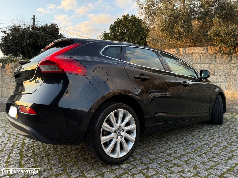 Volvo V40 1.6 D2 Momentum - 11