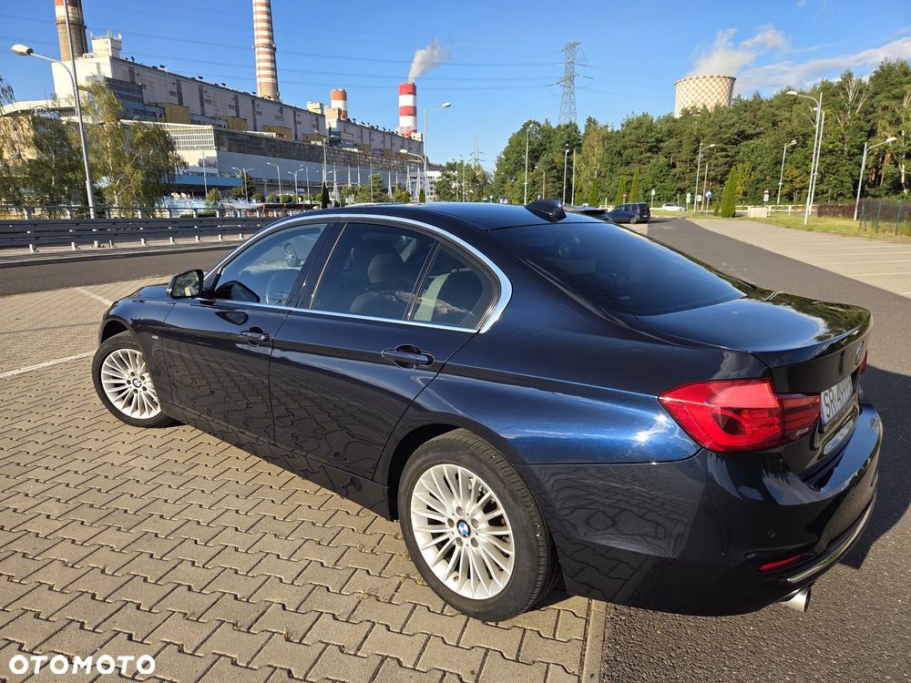 BMW Seria 3 318i - 29