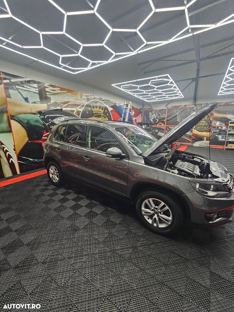 Volkswagen Tiguan 2.0 TDI 4Motion BMT Track & Style - 6