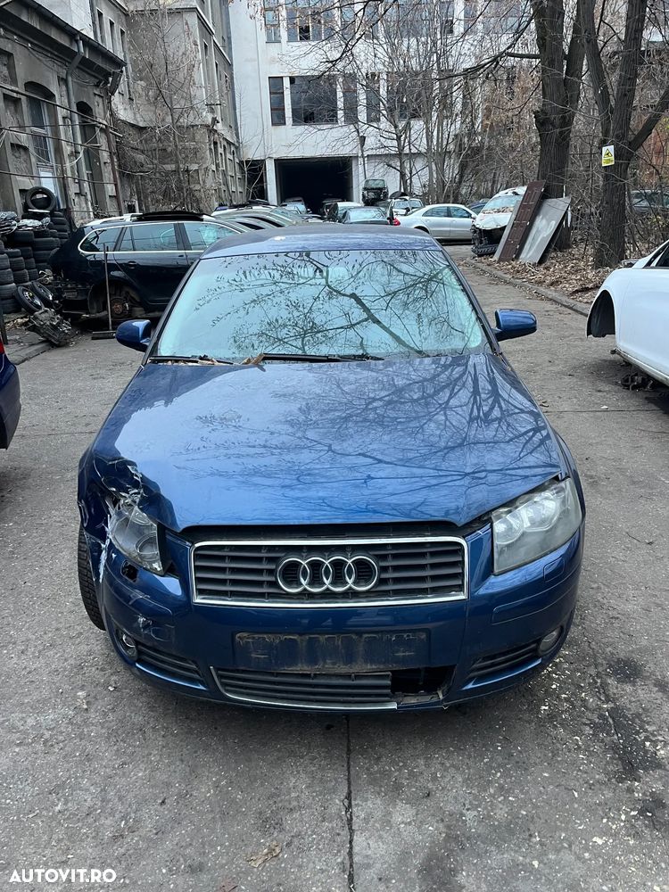 Dezmembrez Audi A3 8P coupe 2005 albastru LZ5C 1,6 benzina BGU 75KW - 2