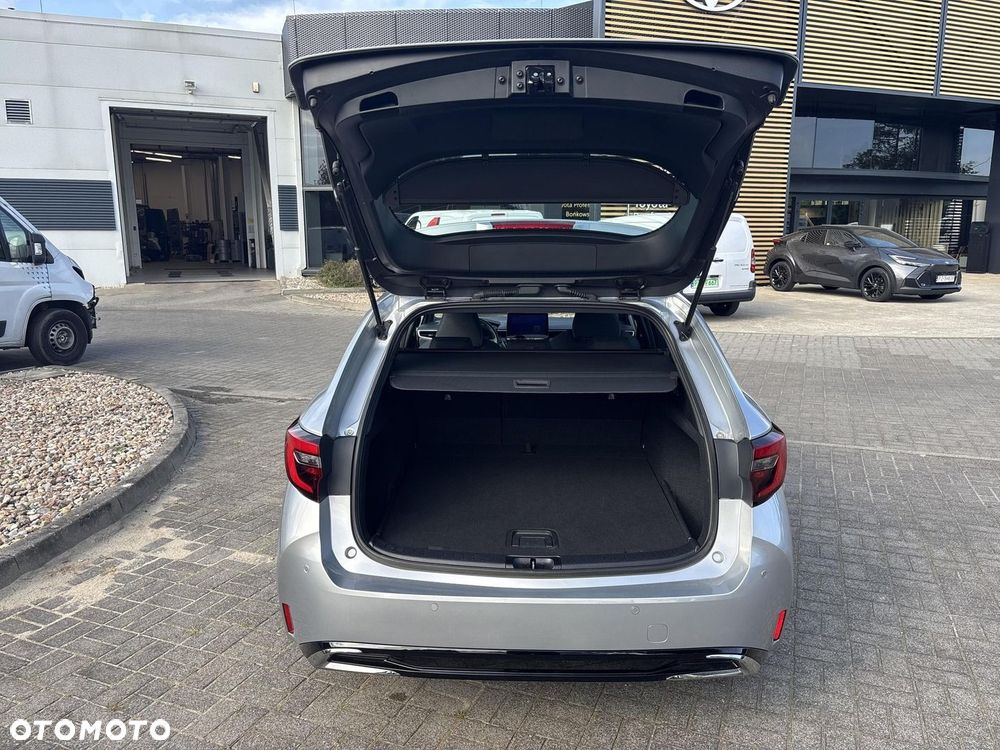 Toyota Corolla 1.8 Hybrid Comfort - 17