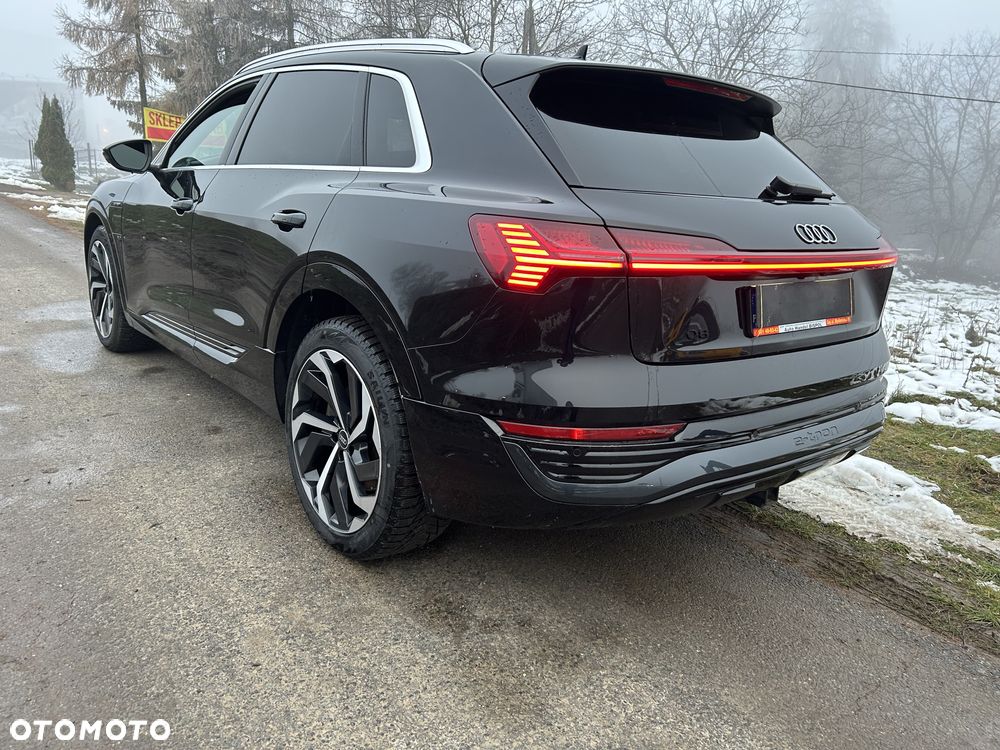 Audi Q8 - 5