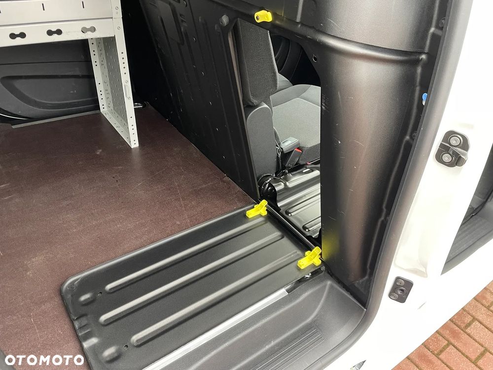 Opel Combo 2021R XL MAXI LOONG - 27