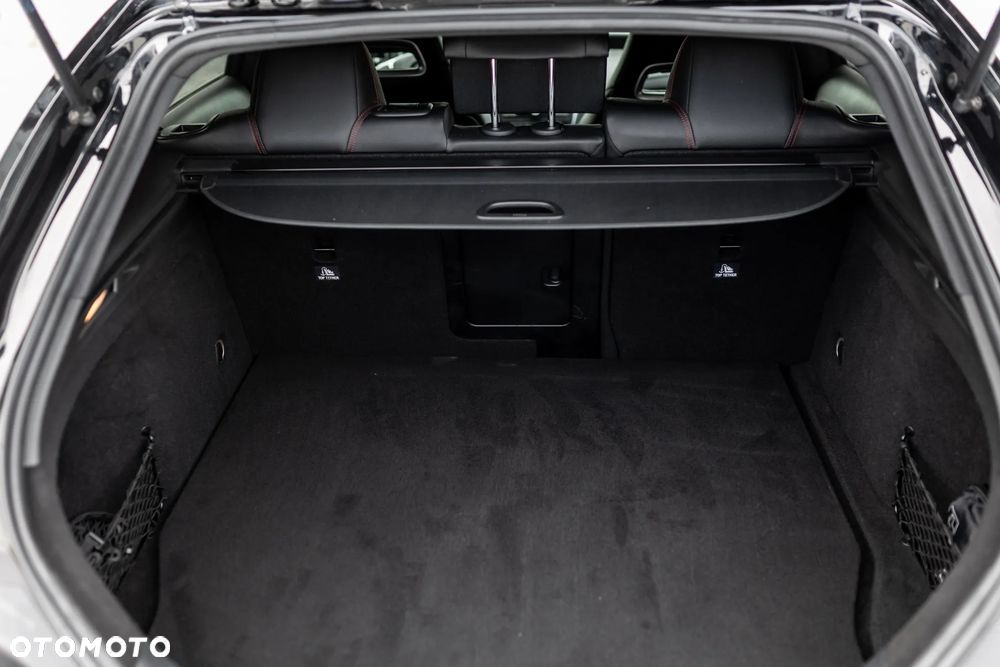 Mercedes-Benz CLA 250 4Matic 7G-DCT Sport - 22