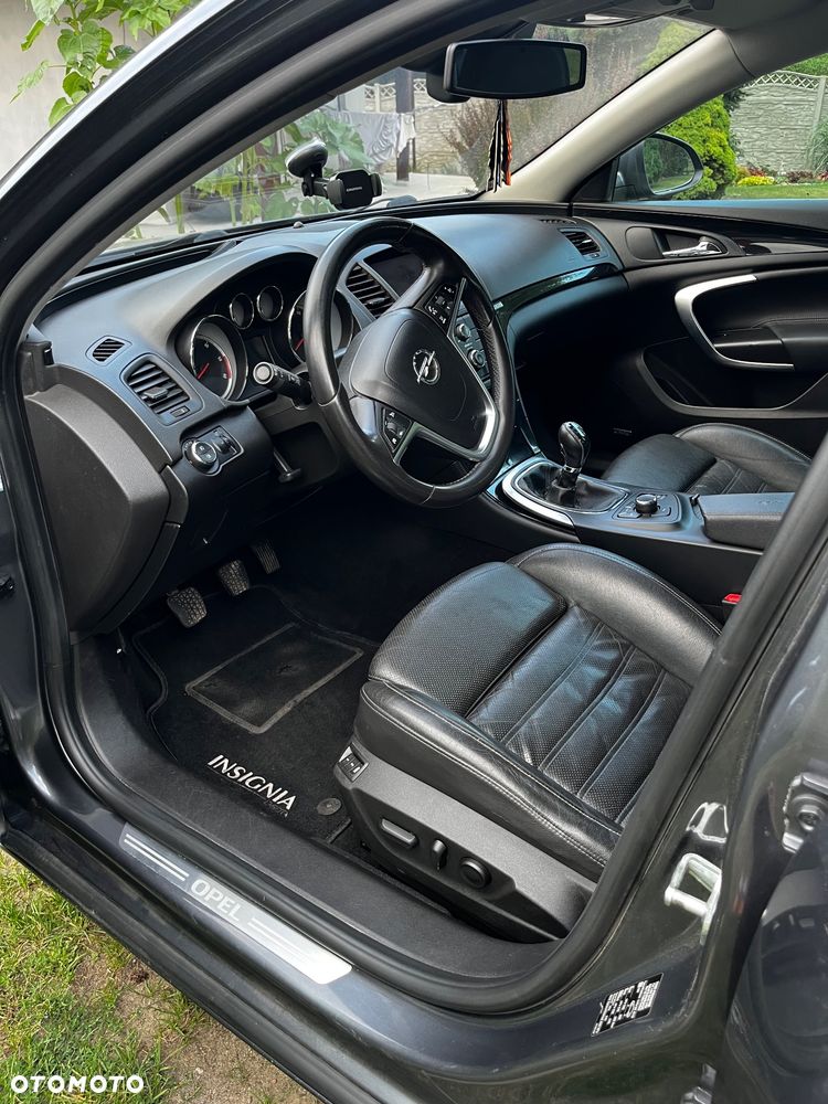 Opel Insignia 2.0 CDTI Cosmo - 11