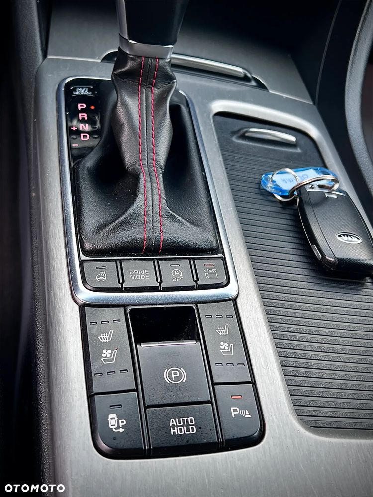 Kia Optima Sportagon 1.7 CRDI DCT GT Line - 19