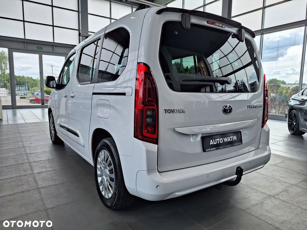 Toyota Proace City Verso 1.2 D-4T Business - 8