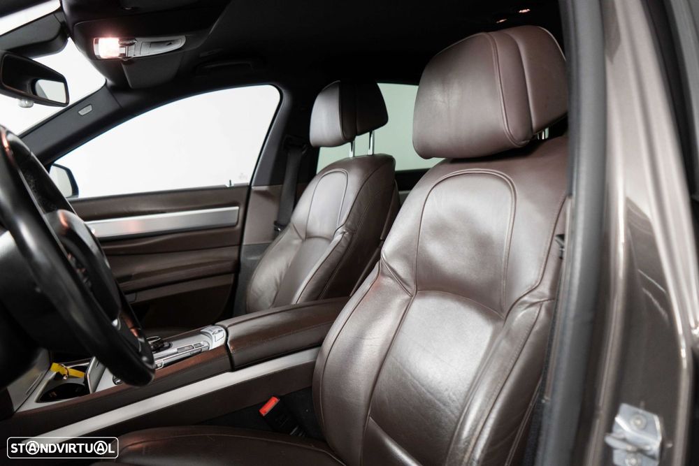 BMW 740 iH Active Hybrid - 9