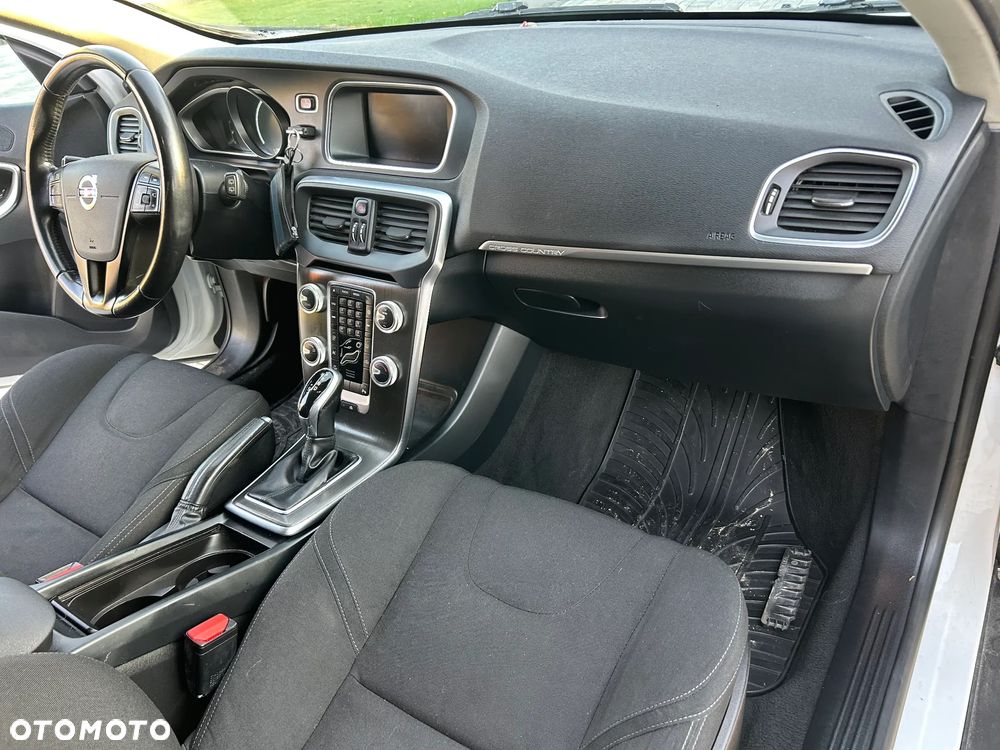 Volvo V40 Cross Country D2 Powershift Momentum - 11