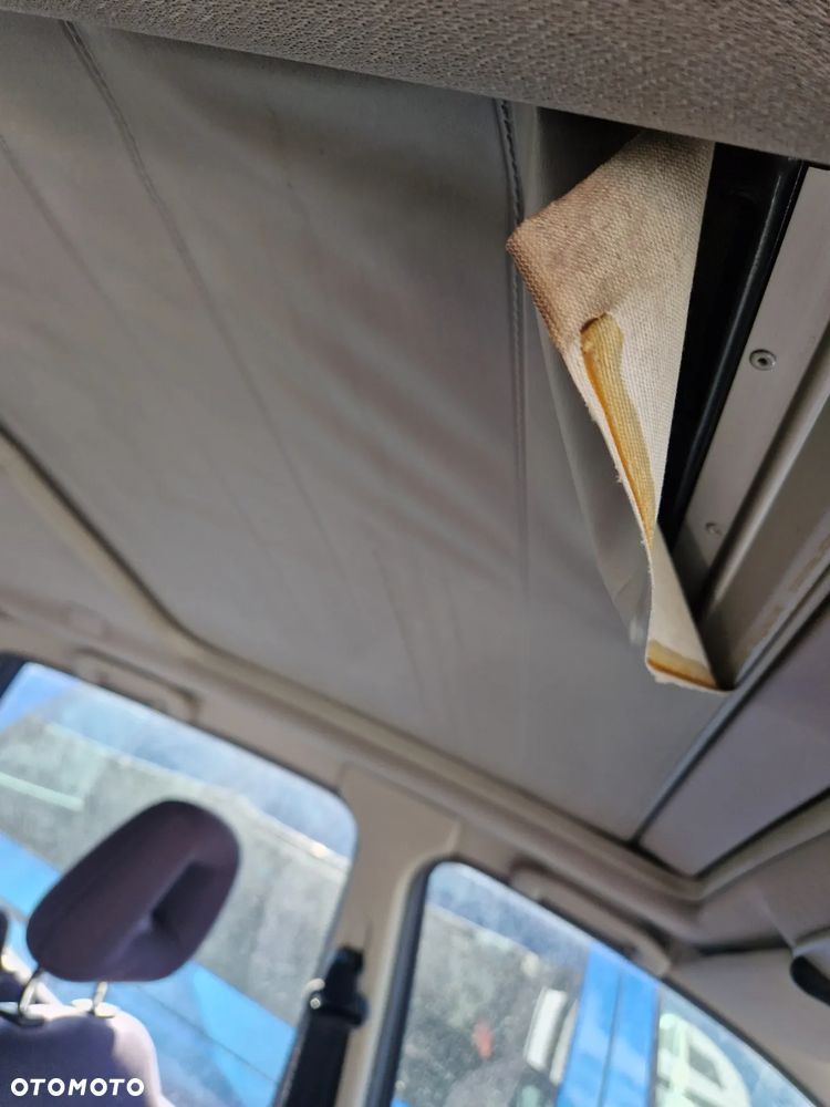 mazda mpv fotel kanapa deska kokpit podsufitka boczek podłokietnik licznik panel szyb stacyjka - 5