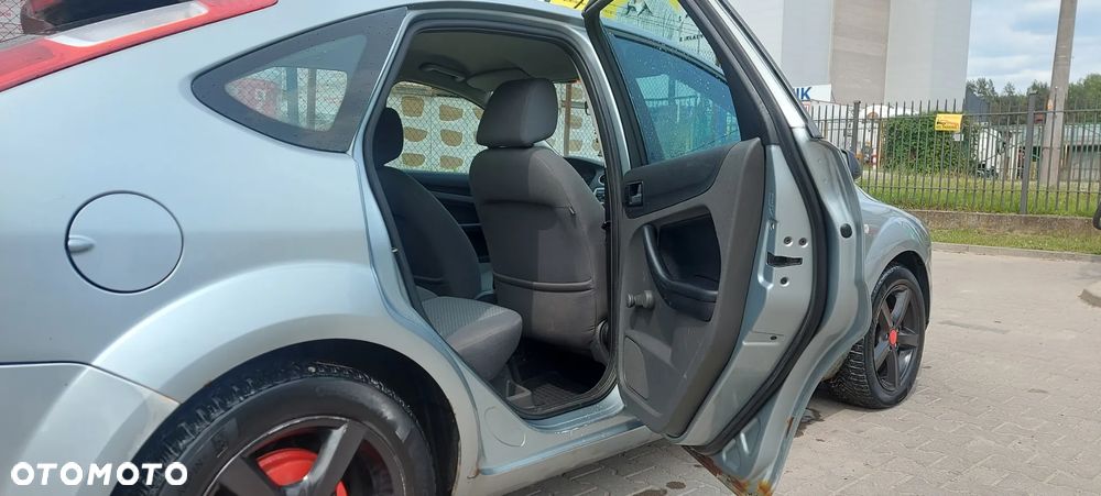 Ford Focus 1.6 TDCi cDPF Ghia - 25