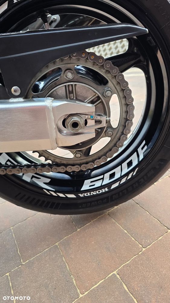 Honda CBR - 13