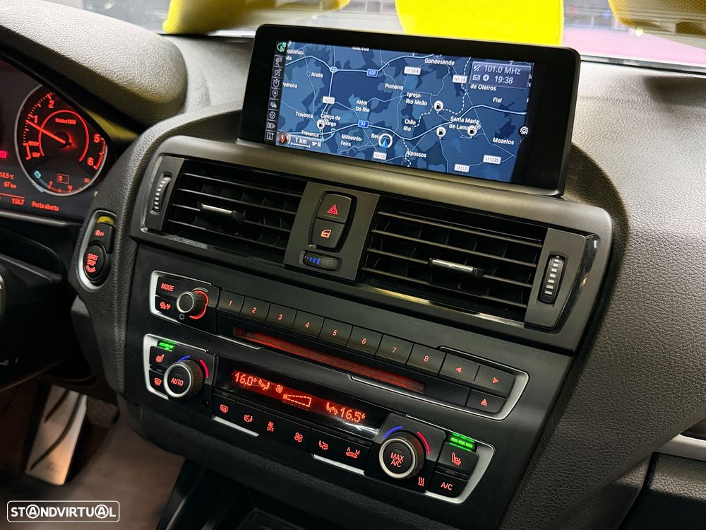 BMW 118 d Pack M - 30