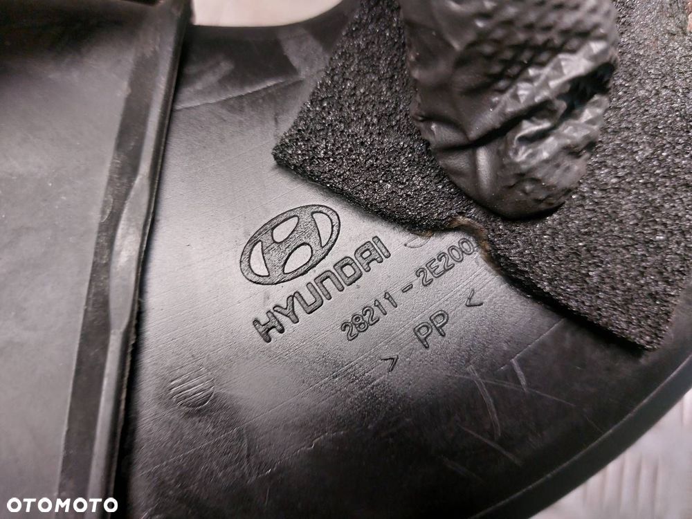 OBUDOWA FILTRA POWIETRZA + PRZEPŁYWOMIERZ HYUNDAI TUCSON I 2.0 CRDI - 8