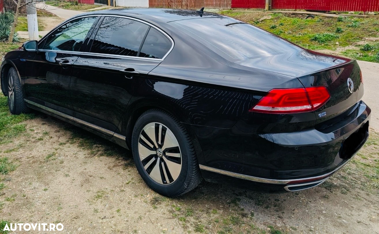 Volkswagen Passat GTE - 3