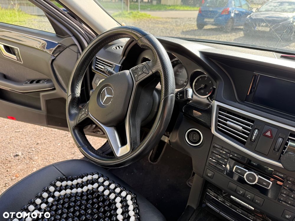 Mercedes-Benz Klasa E 220 BlueTEC 7G-TRONIC Avantgarde - 24