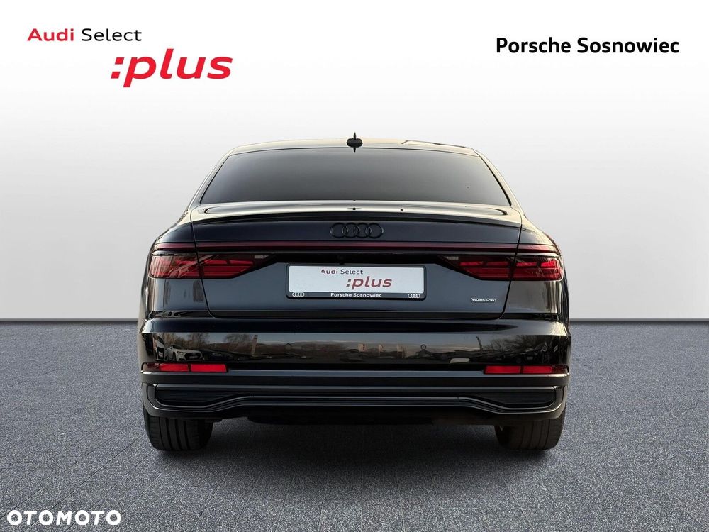 Audi A8 - 5