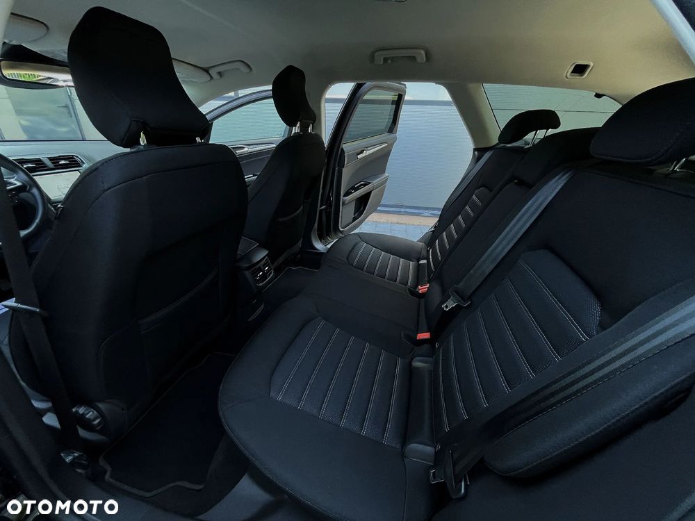 Ford Mondeo SW 2.0 TDCi S&S PowerShift-Aut Titanium - 17