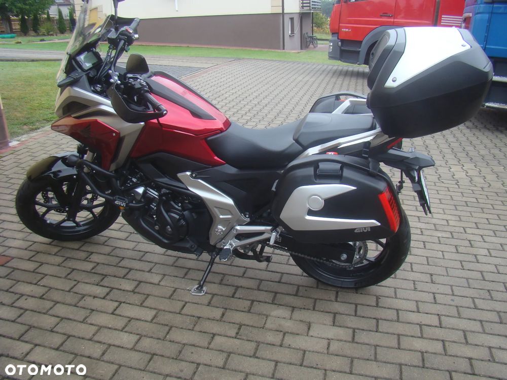 Honda NC - 8