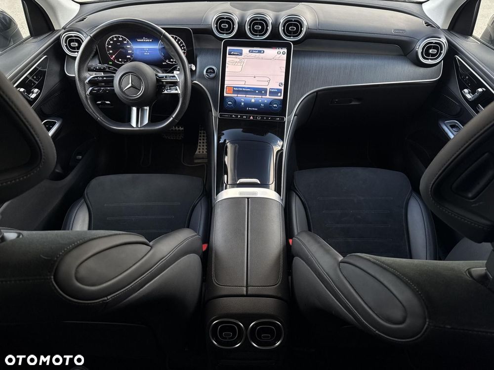 Mercedes-Benz GLC - 17