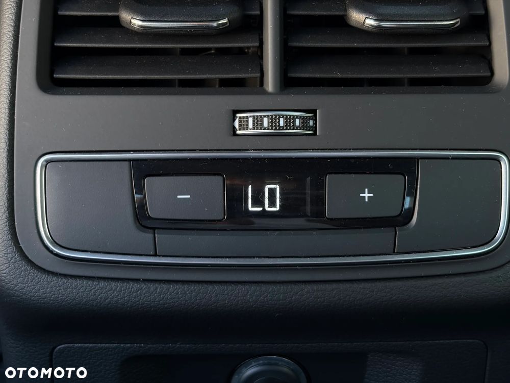 Audi A4 Limousine 35 TFSI mHEV S Line S tronic - 21