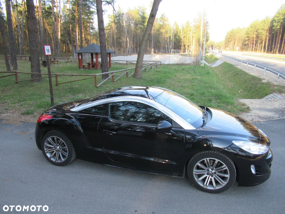 Peugeot RCZ - 2