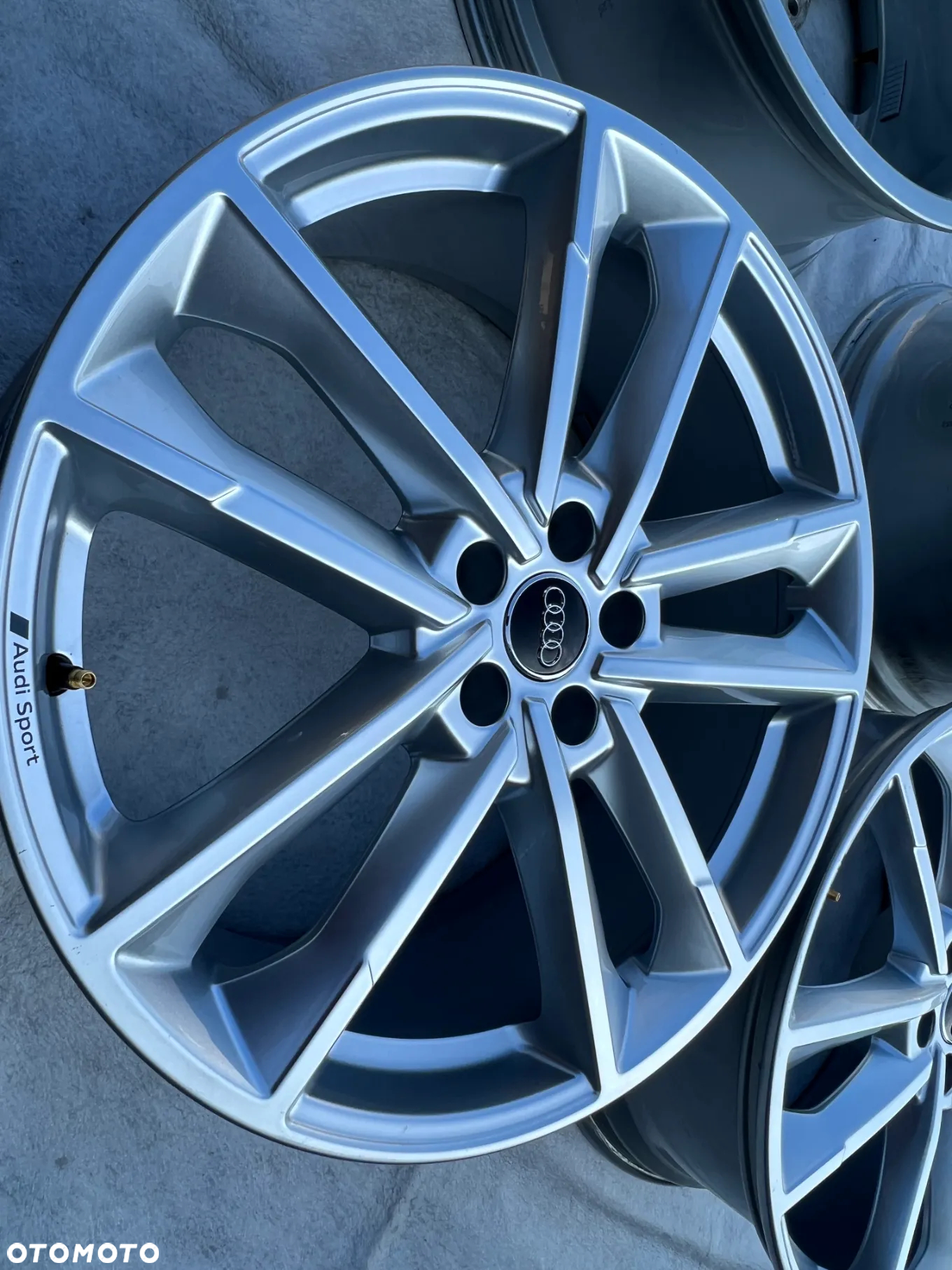 ORYGINALNE FELGI AUDI A6 C8 C7 4K0 21'' SREBRNE IDEALNE - 16