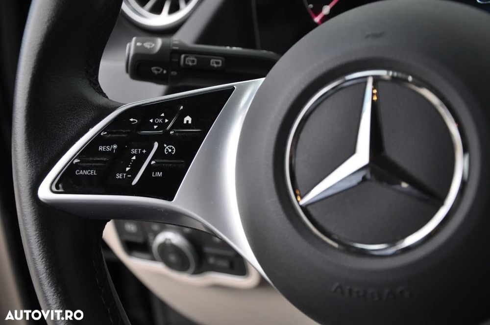 Mercedes-Benz GLA 200 d 4MATIC Aut. - 16