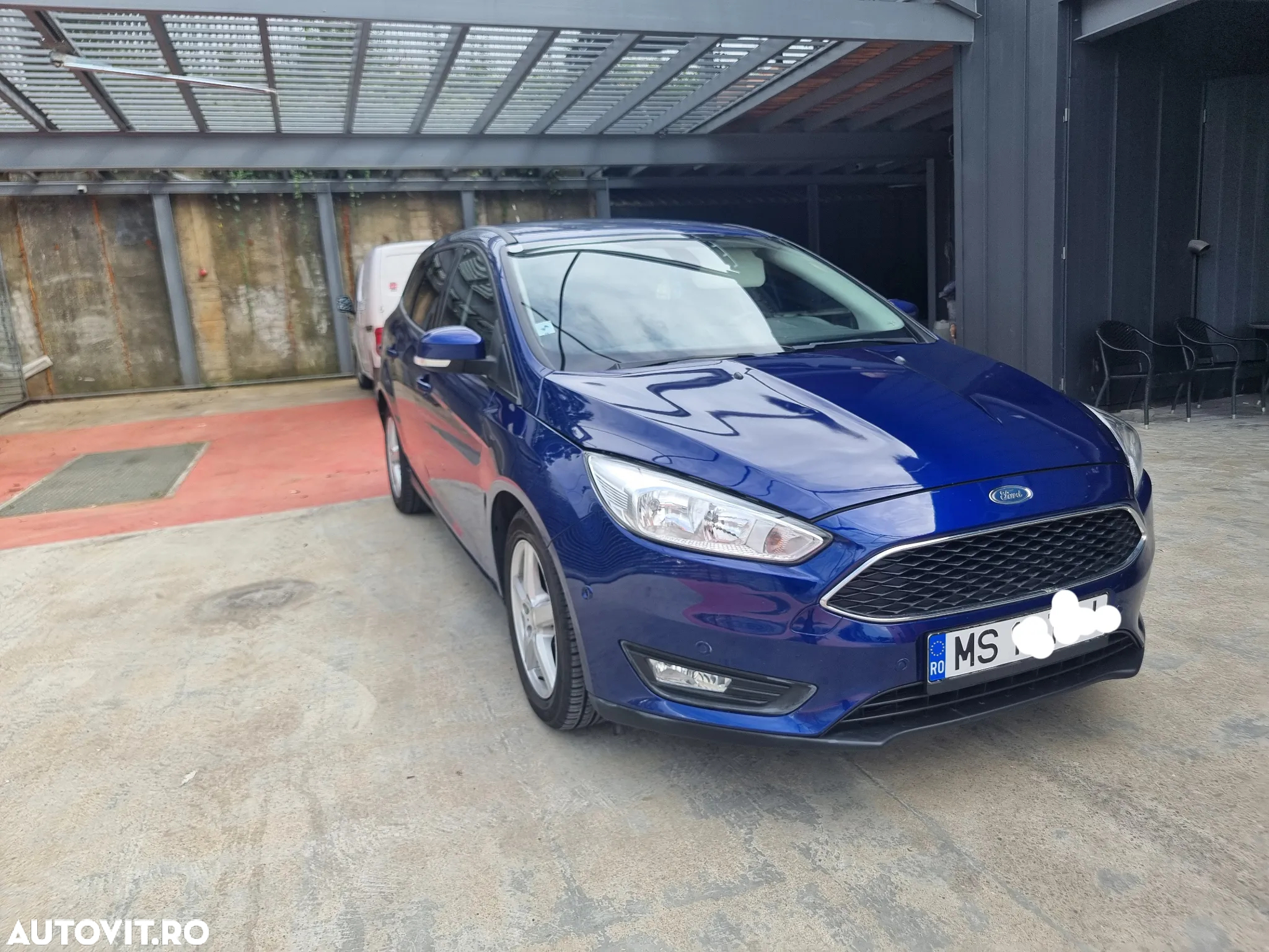 Ford Focus - 8