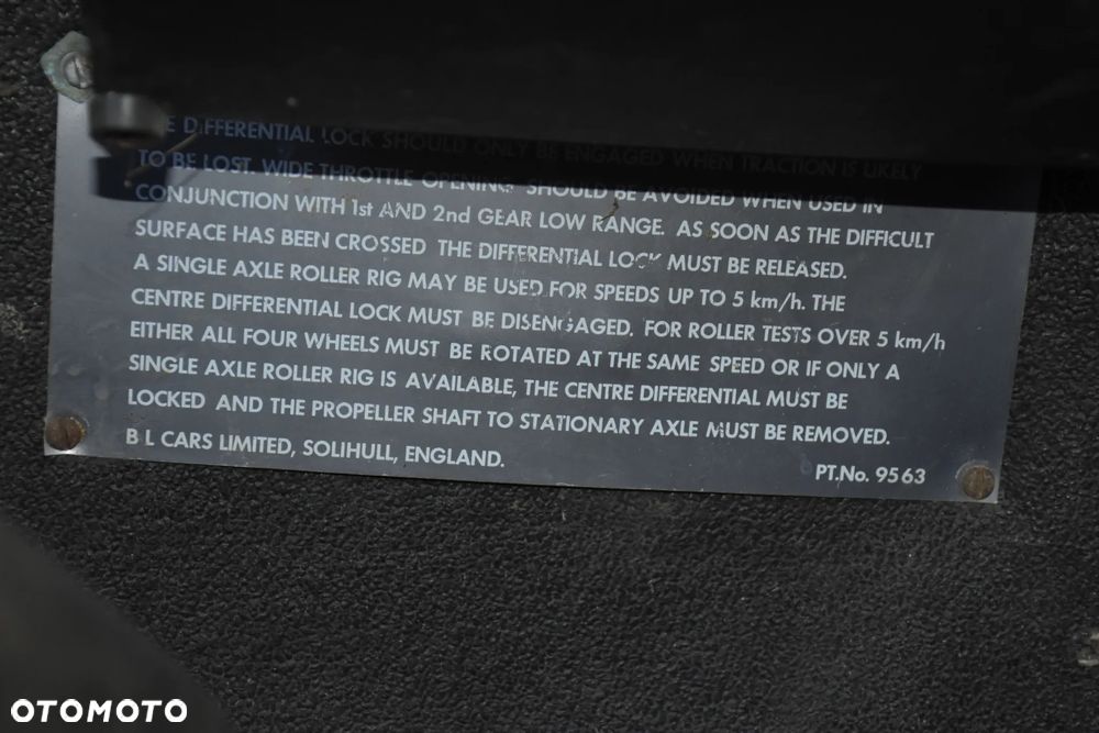 Land Rover Inny - 13