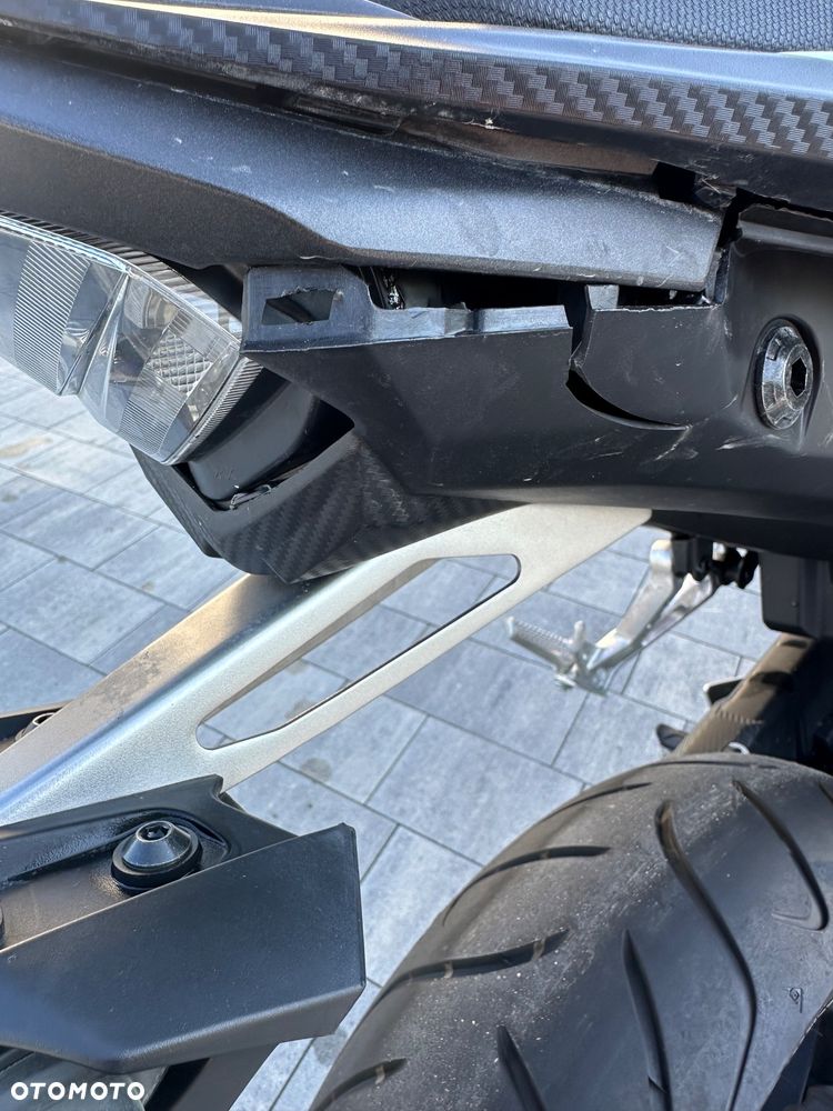 Honda CBR - 13