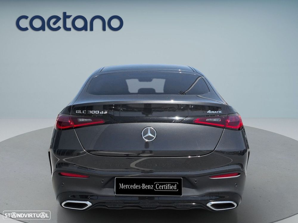 Mercedes-Benz GLC 300 de Coupe 4Matic - 7