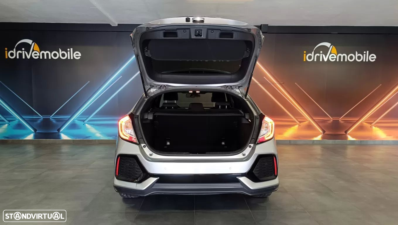 Honda Civic 1.0 i-VTEC Elegance - 19