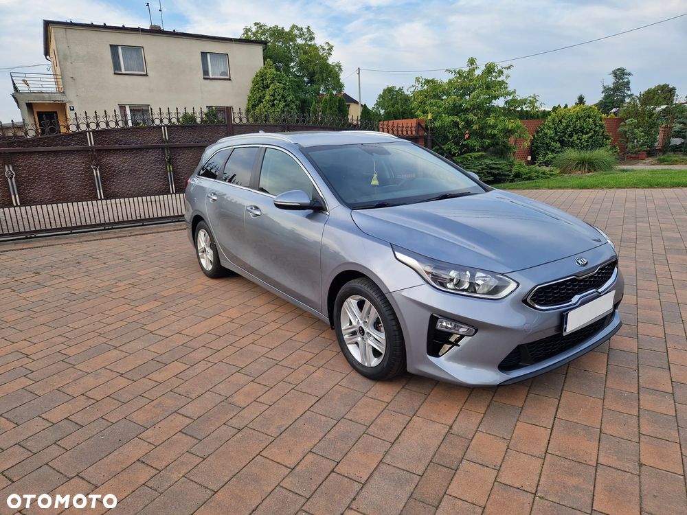 Kia Ceed 1.4 T-GDI L Business Line DCT - 1