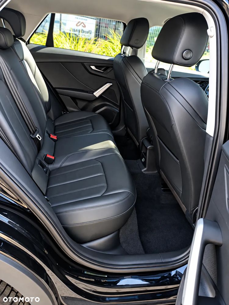 Audi Q2 35 TDI S tronic sport - 3