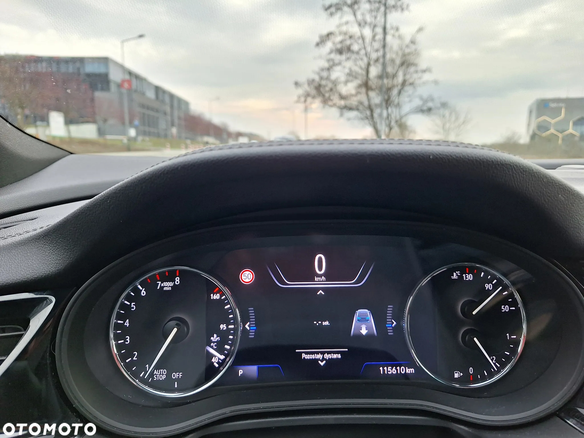 Opel Insignia - 15