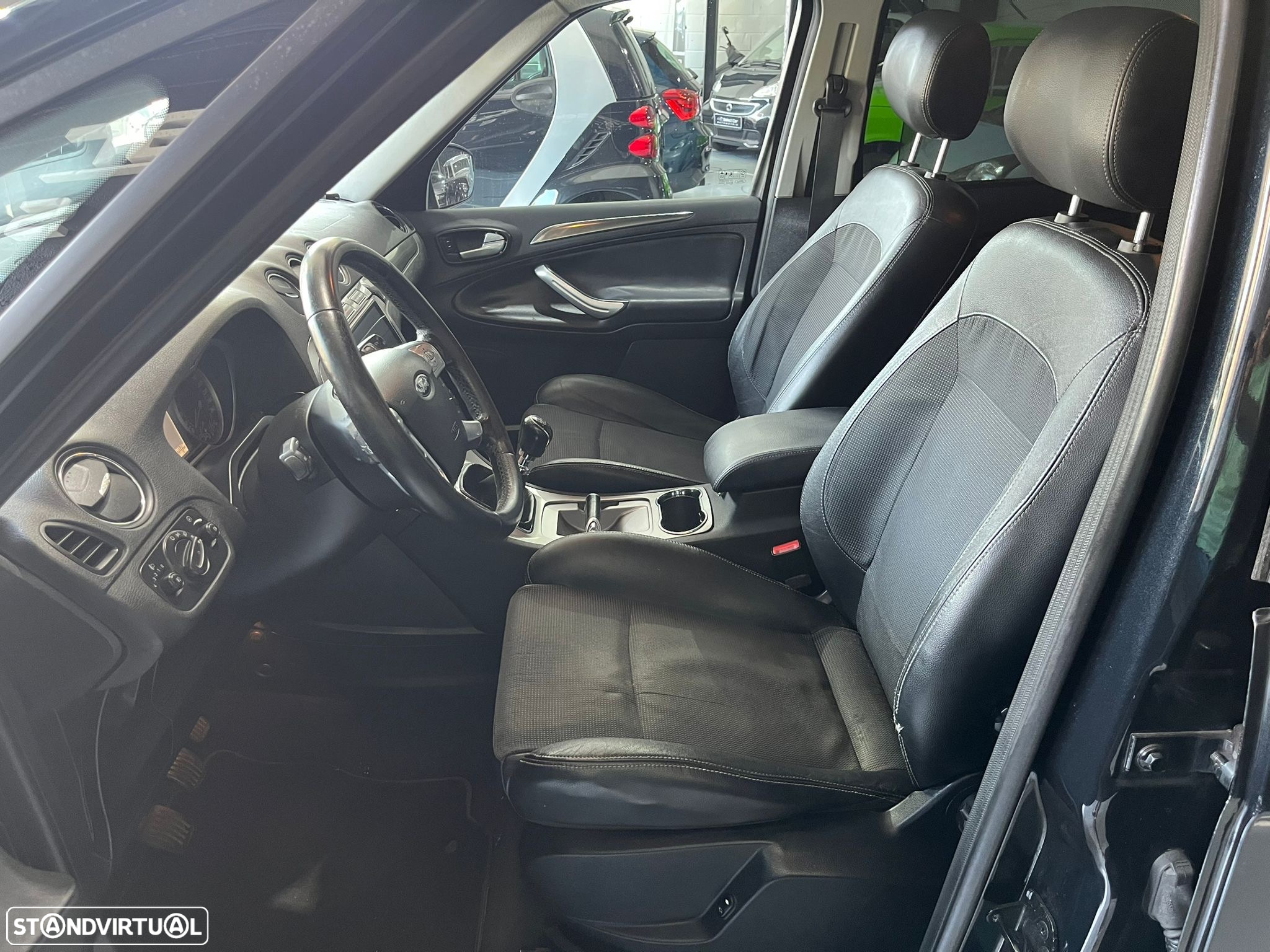 Ford S-Max 2.0 TDCi Titanium 7L - 11