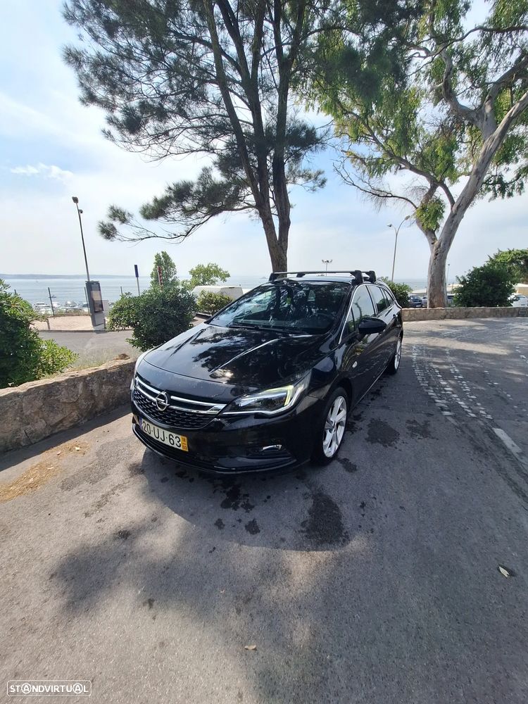 Opel Astra Sports Tourer 1.4 T Dynamic Sport - 2