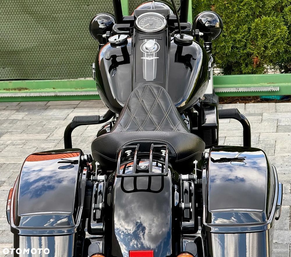 Harley-Davidson Touring Road King - 15