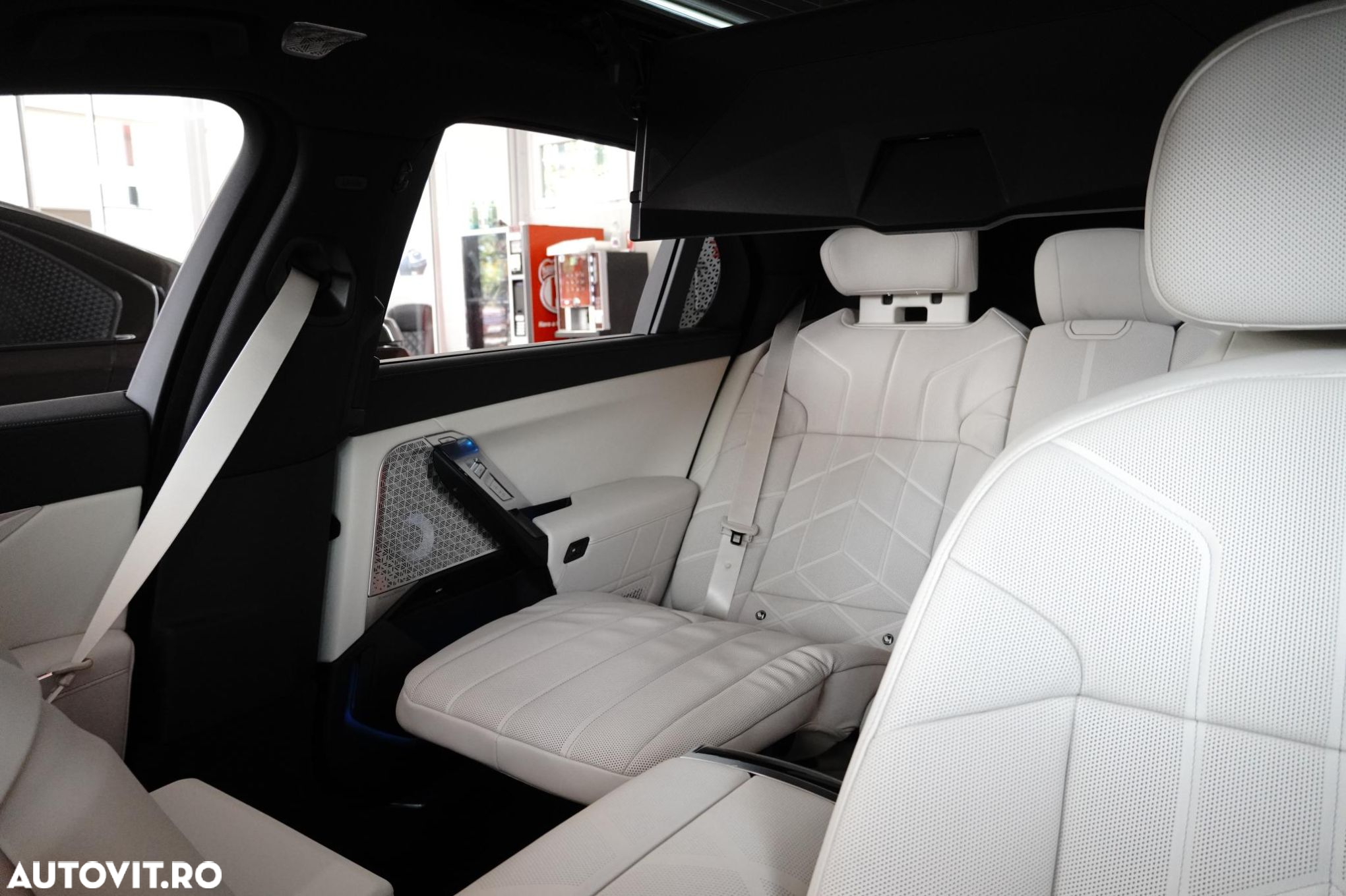 BMW Seria 7 - 27
