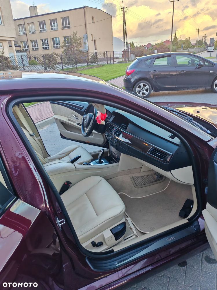 BMW Seria 5 520d - 17