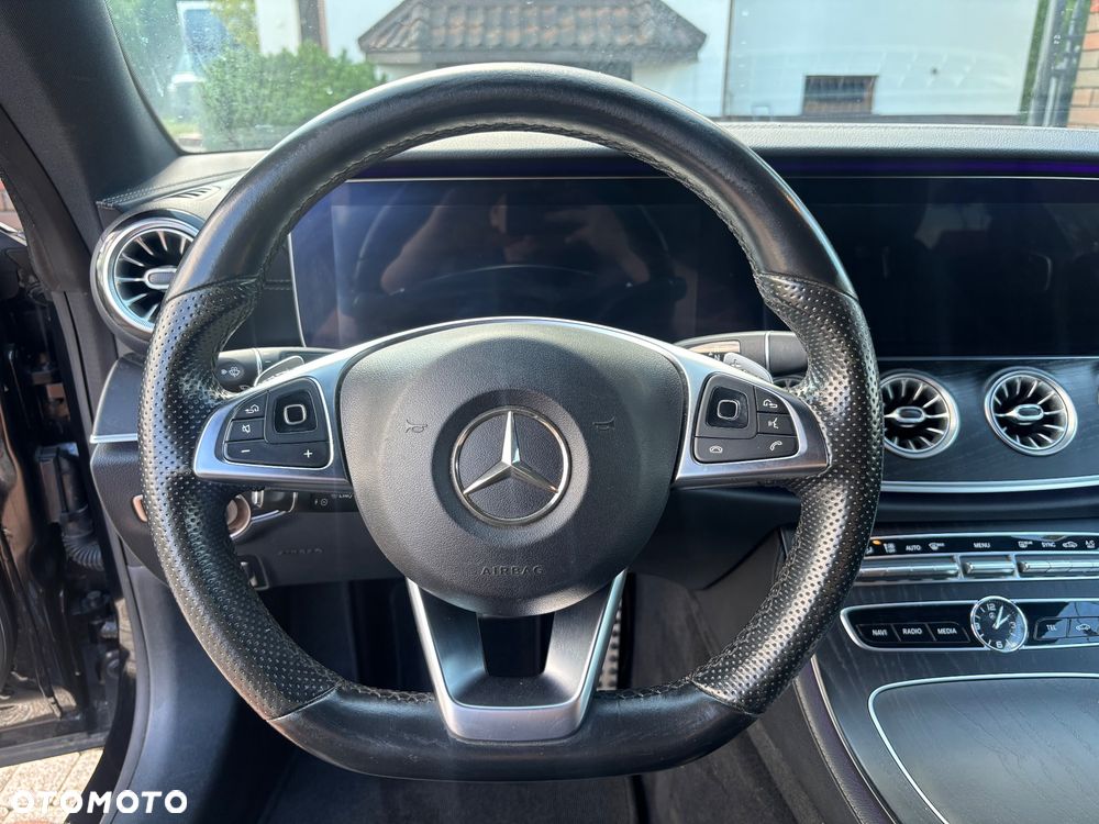 Mercedes-Benz Klasa E 200 4-Matic 9G-TRONIC - 19